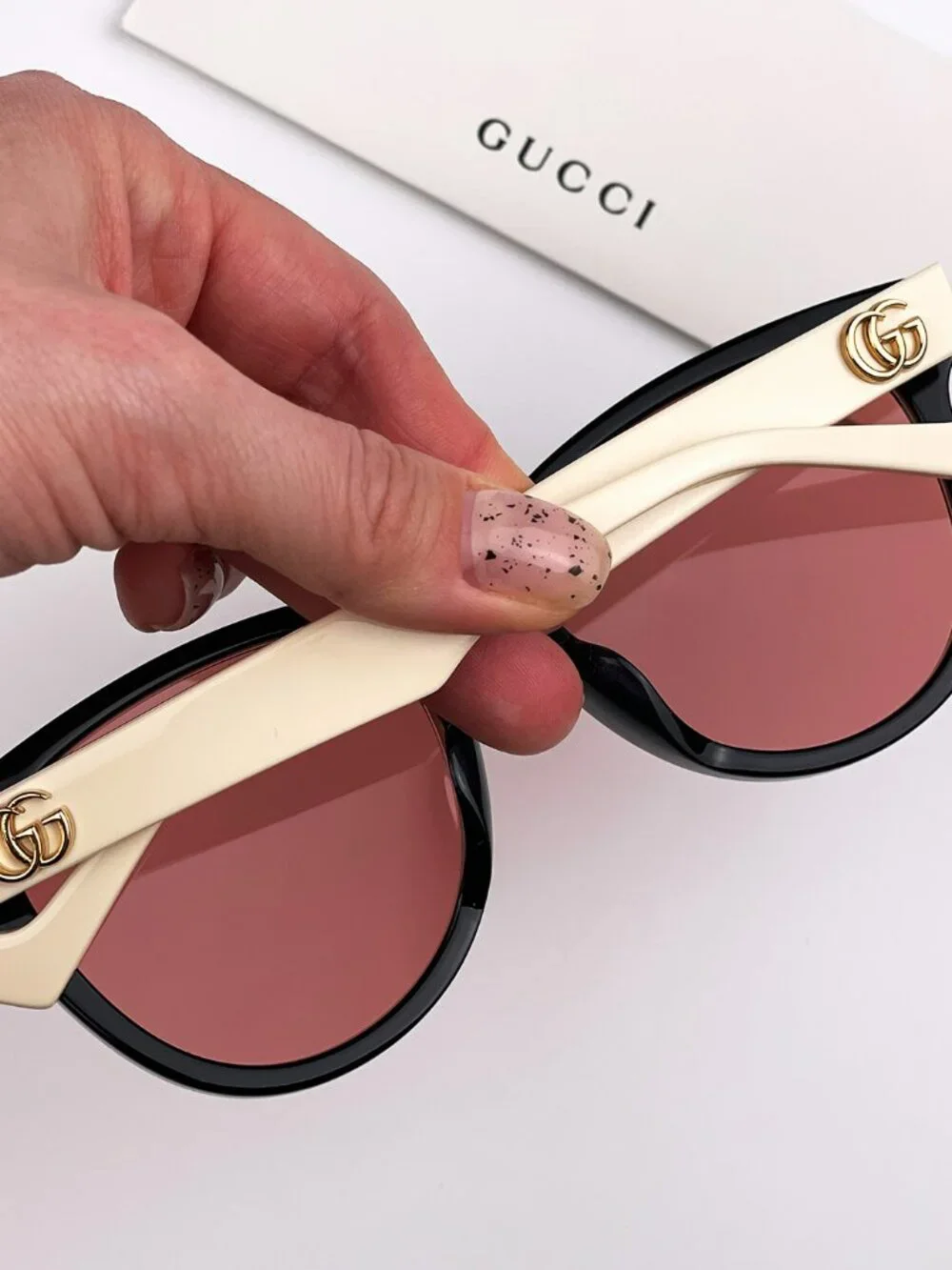 GUCCI GG0960SA 004 BLACK WHITE SQUARE SUNGLASSES